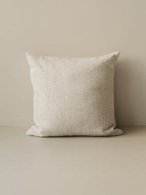 Mélange Moderne – Calcare decorative cushion in 50 × 50 cm, photographed on a white background
